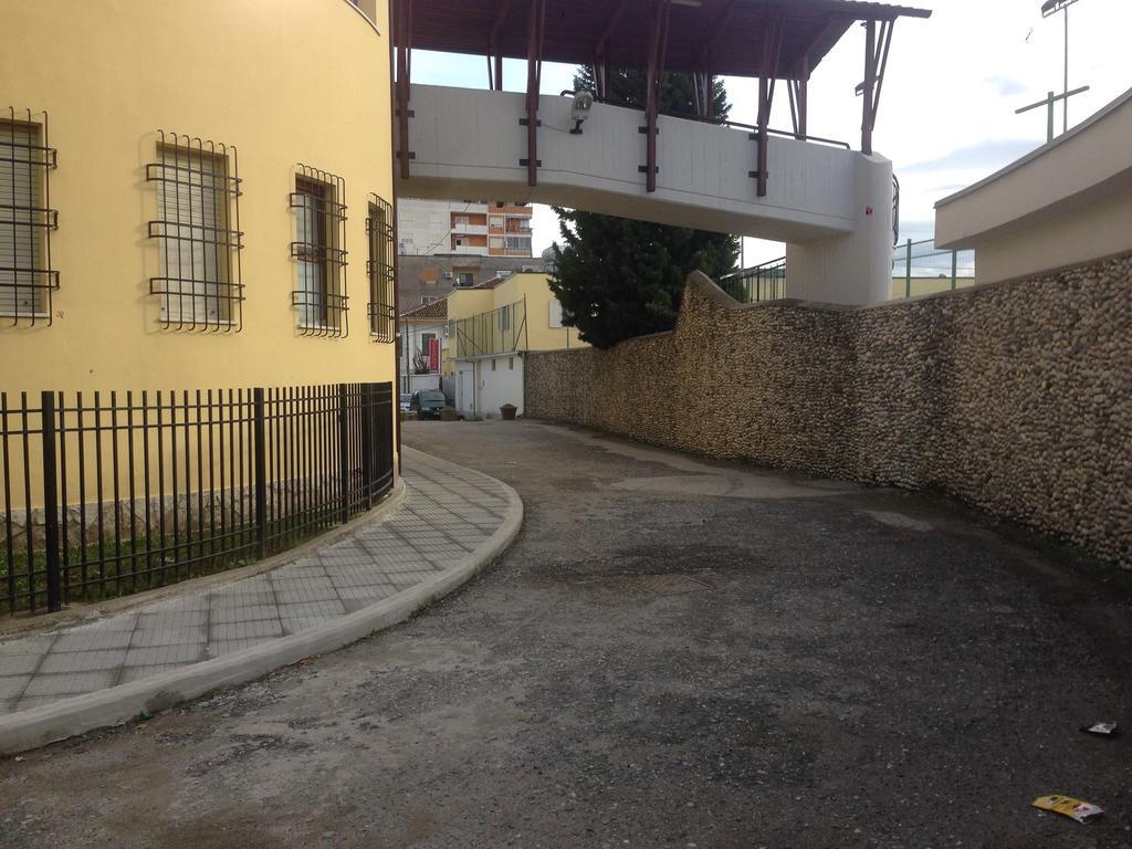 Eco Garten Guest House Shkodër エクステリア 写真